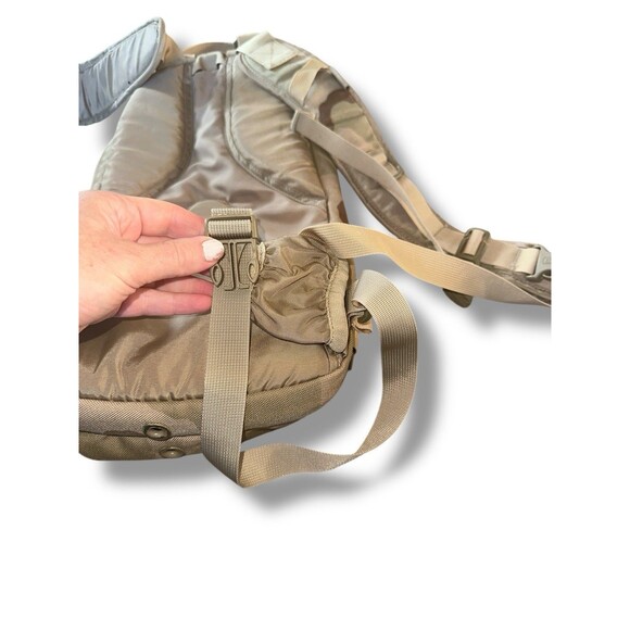 CamelBak Maximum Gear MULE Hydration Pack Desert Camo Cordura Tactical - Picture 13 of 16